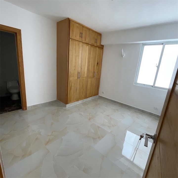 apartamentos - Venta de penthouse en los corales del sur con 280mts Santo Domingo este  4