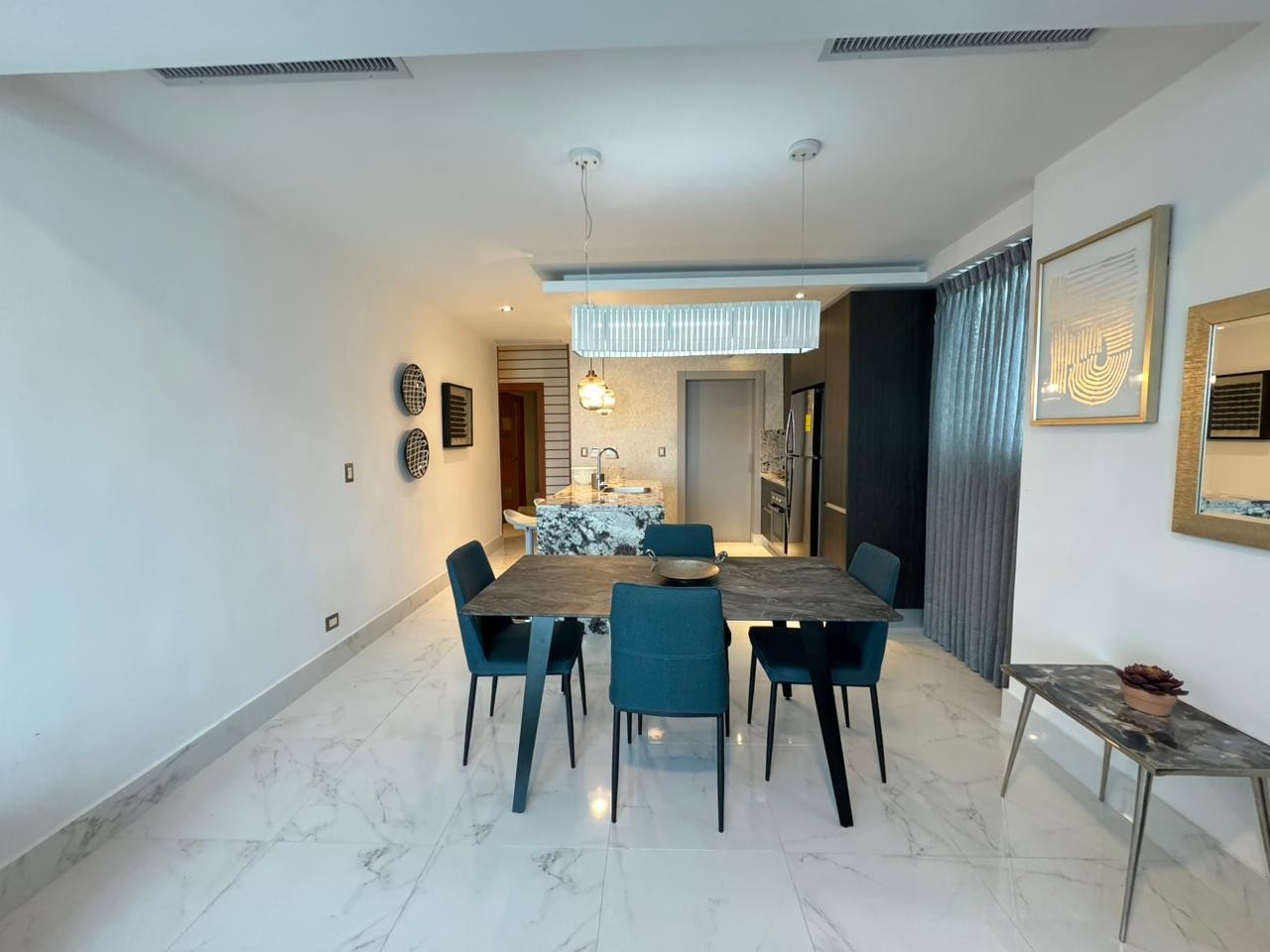 apartamentos - Apartamento en Alquiler Amueblado
PIANTINI
USD 1,450.00 (Mantenimiento incluido) 2