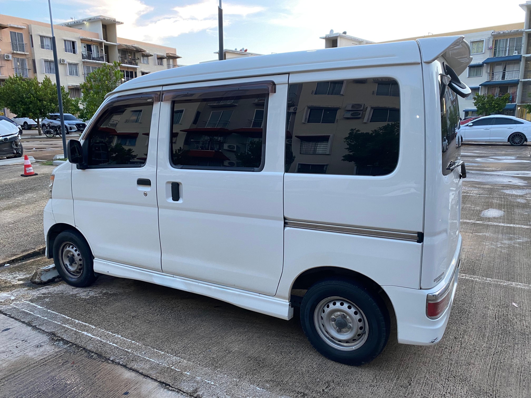 jeepetas y camionetas - Daihatsu Hijet 2016 4x4 Mecánica 3