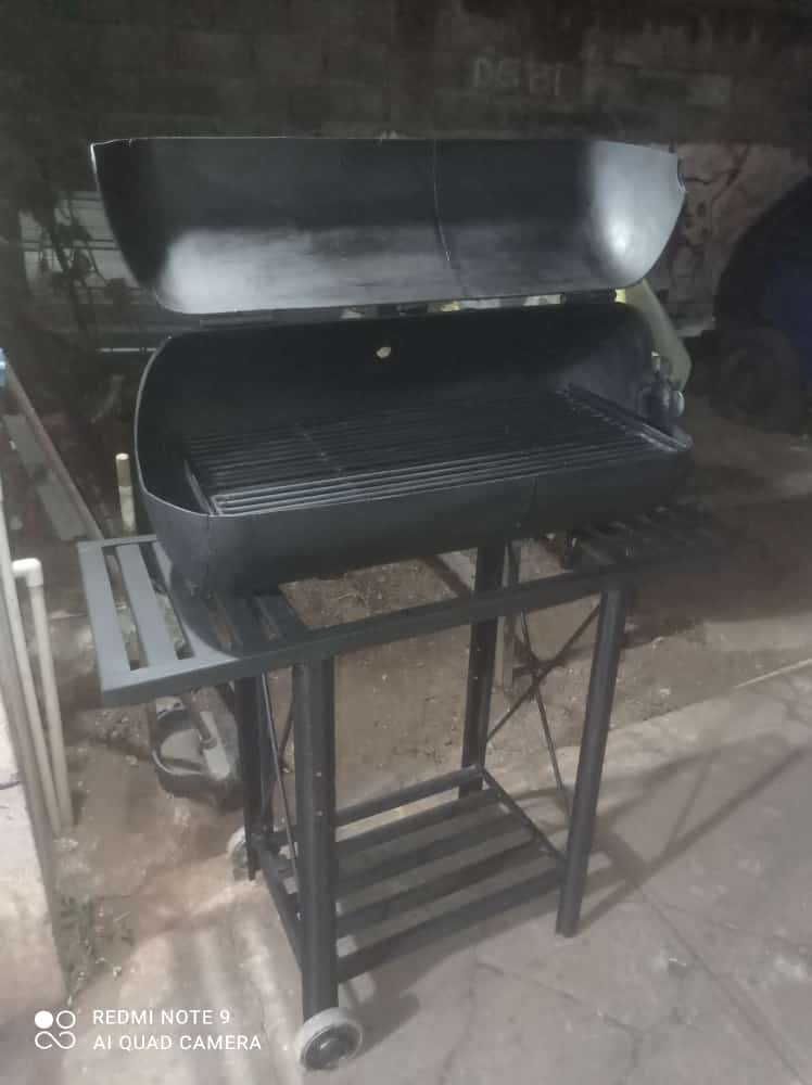 herramientas, jardines y exterior - Venta de barbecue barato y con poco uso 1