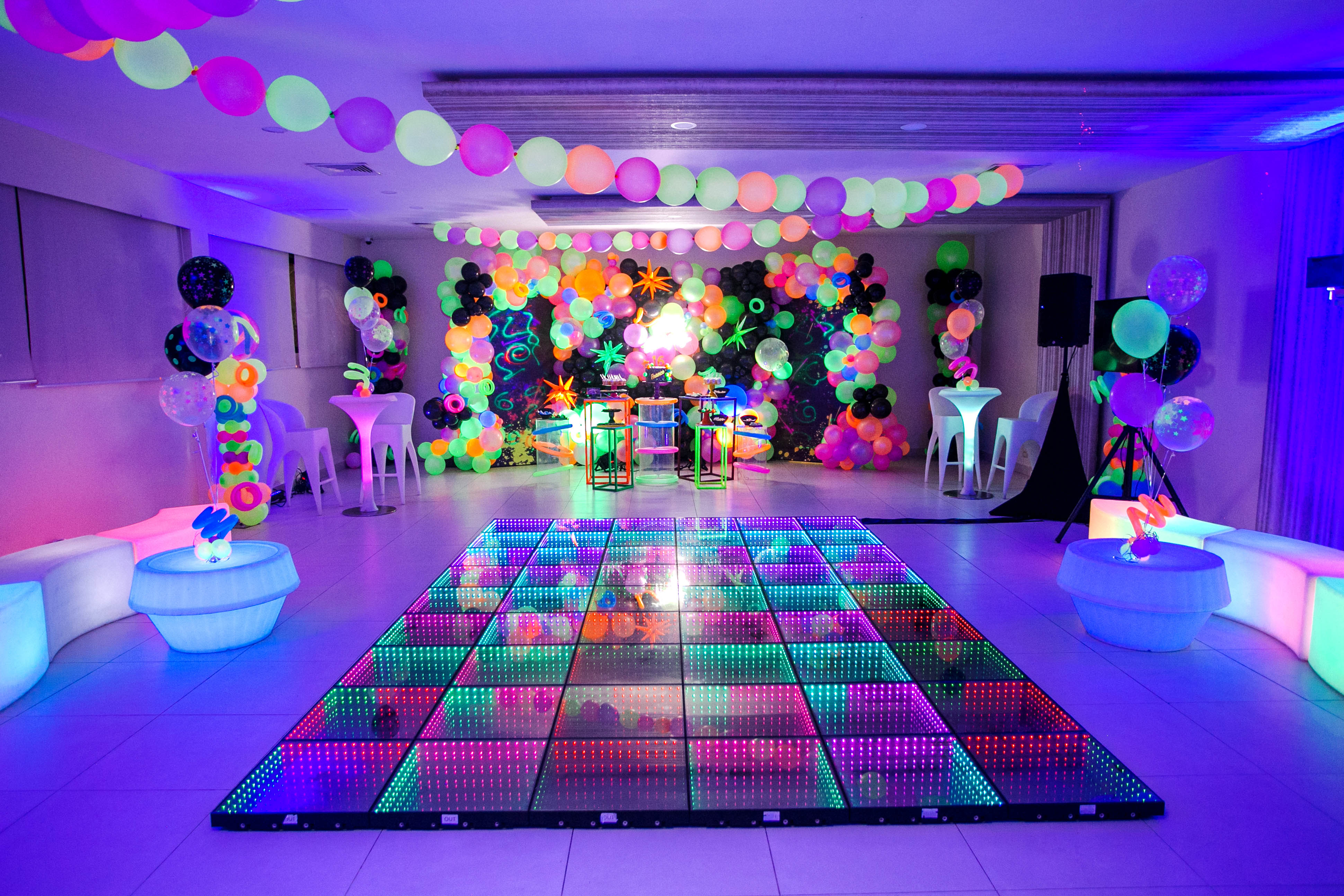 servicios profesionales - Renta de Pistas Leds para Eventos 2