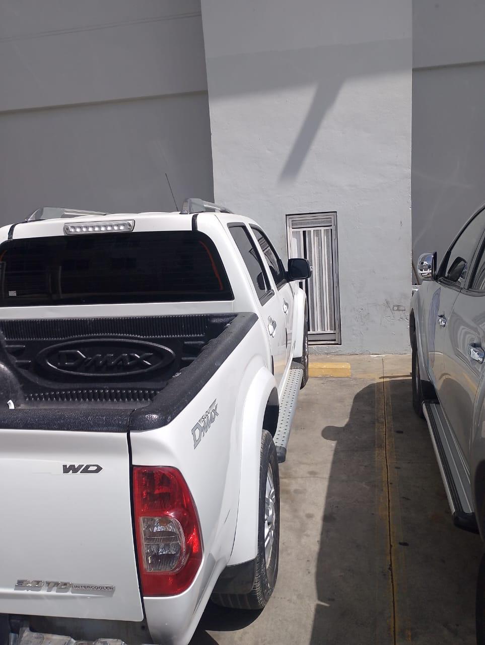 jeepetas y camionetas - Isuzu dmax 2011 1