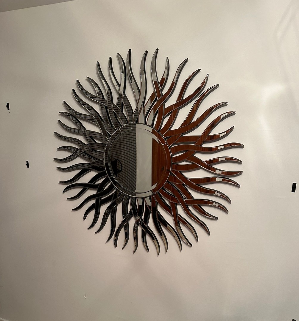 decoración y accesorios - Espejo Decorativo de Pared en forma de Sol.  0