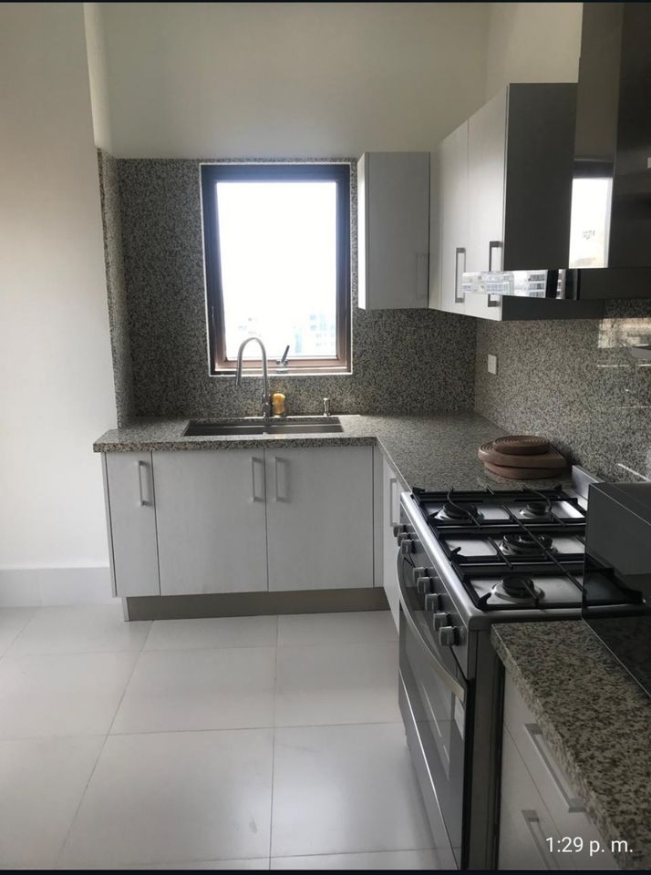 apartamentos - VENDO MAJESTUOSO APTO. ENS. PARAISO 2