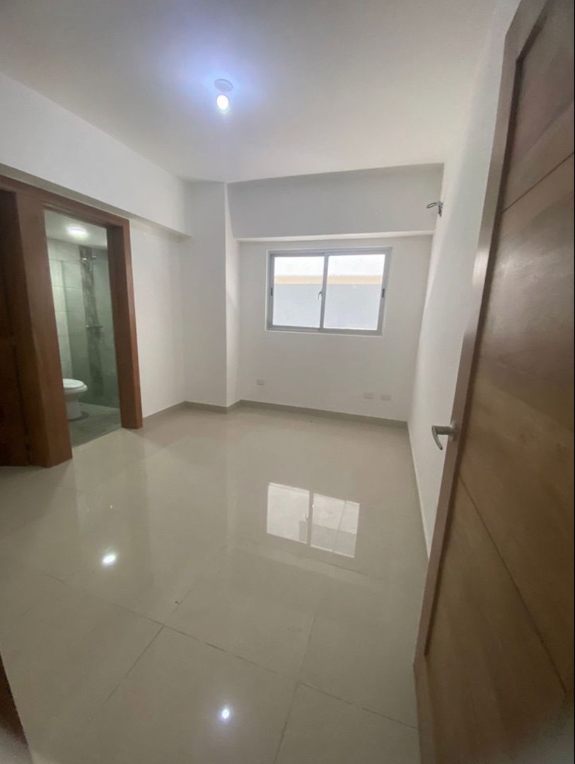 apartamentos - Apto. Zona universitaria - Alquiler y Venta 3