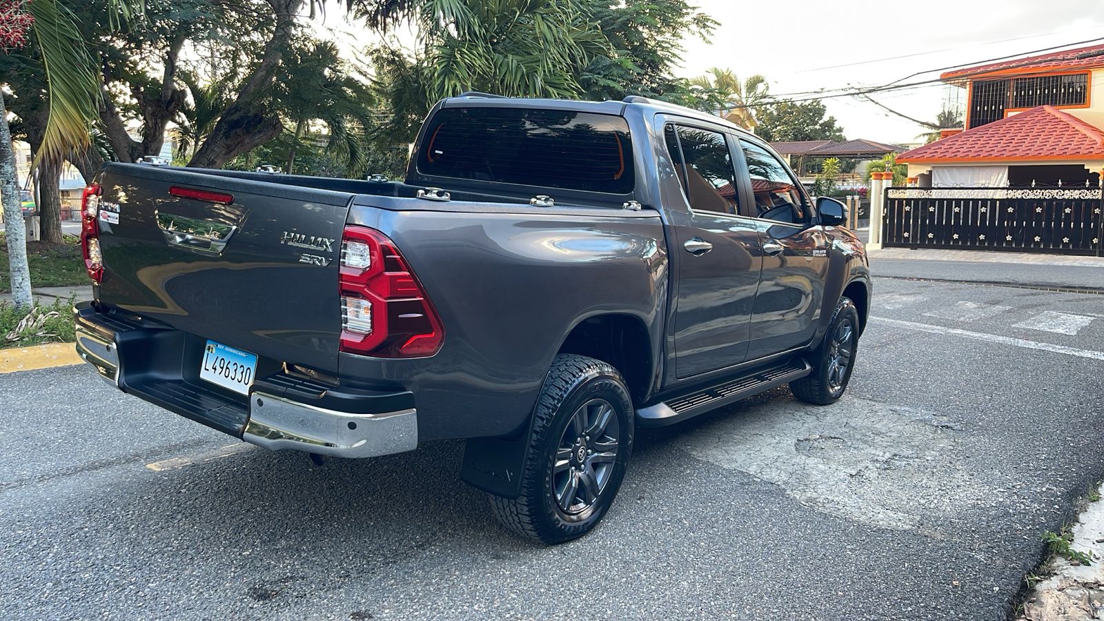 jeepetas y camionetas - Toyota hilux 2024 7