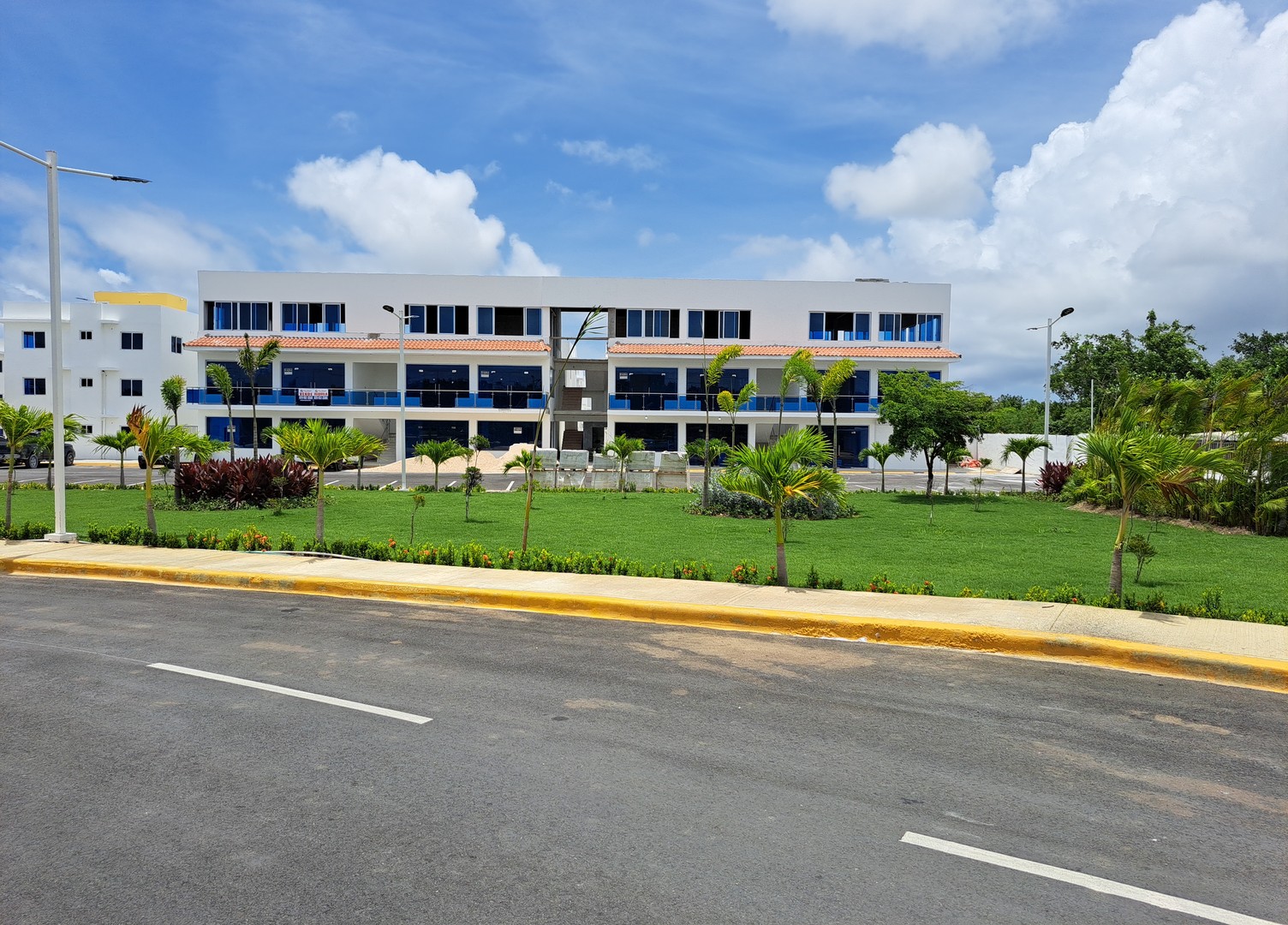 oficinas y locales comerciales - Alquilo Local 6