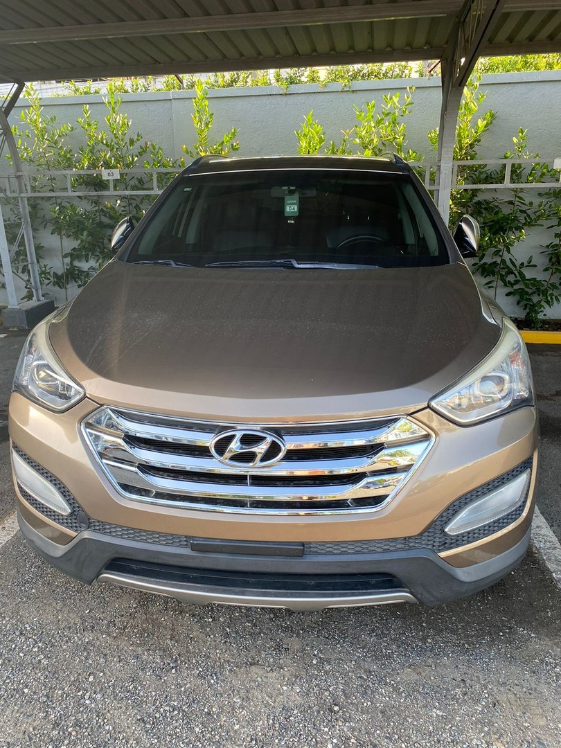 jeepetas y camionetas - Hyundai Santa fe 2013 impecable 