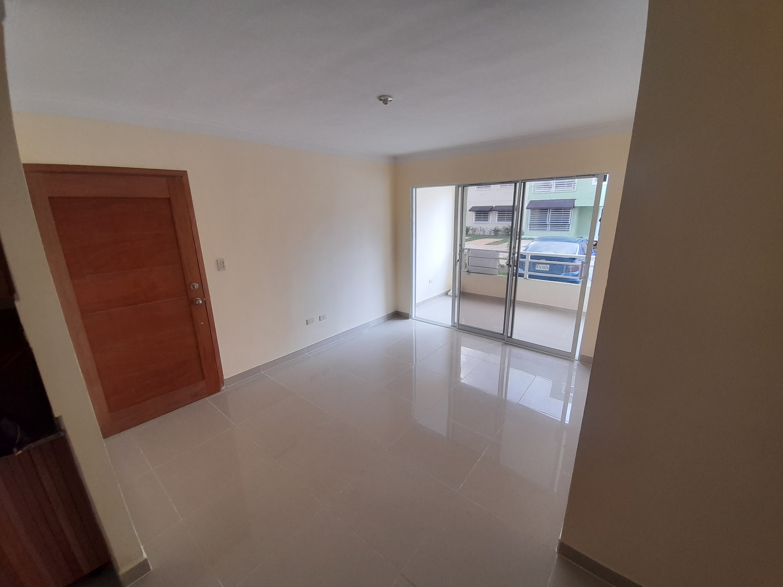 apartamentos - Alquiler Apart. Aut. San Isidro, Res. Ciudad Real Oriental. Al lado del Bravo. 2