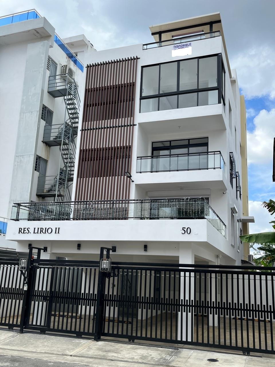 apartamentos - Vendo Penthouse nuevo en los corales del sur