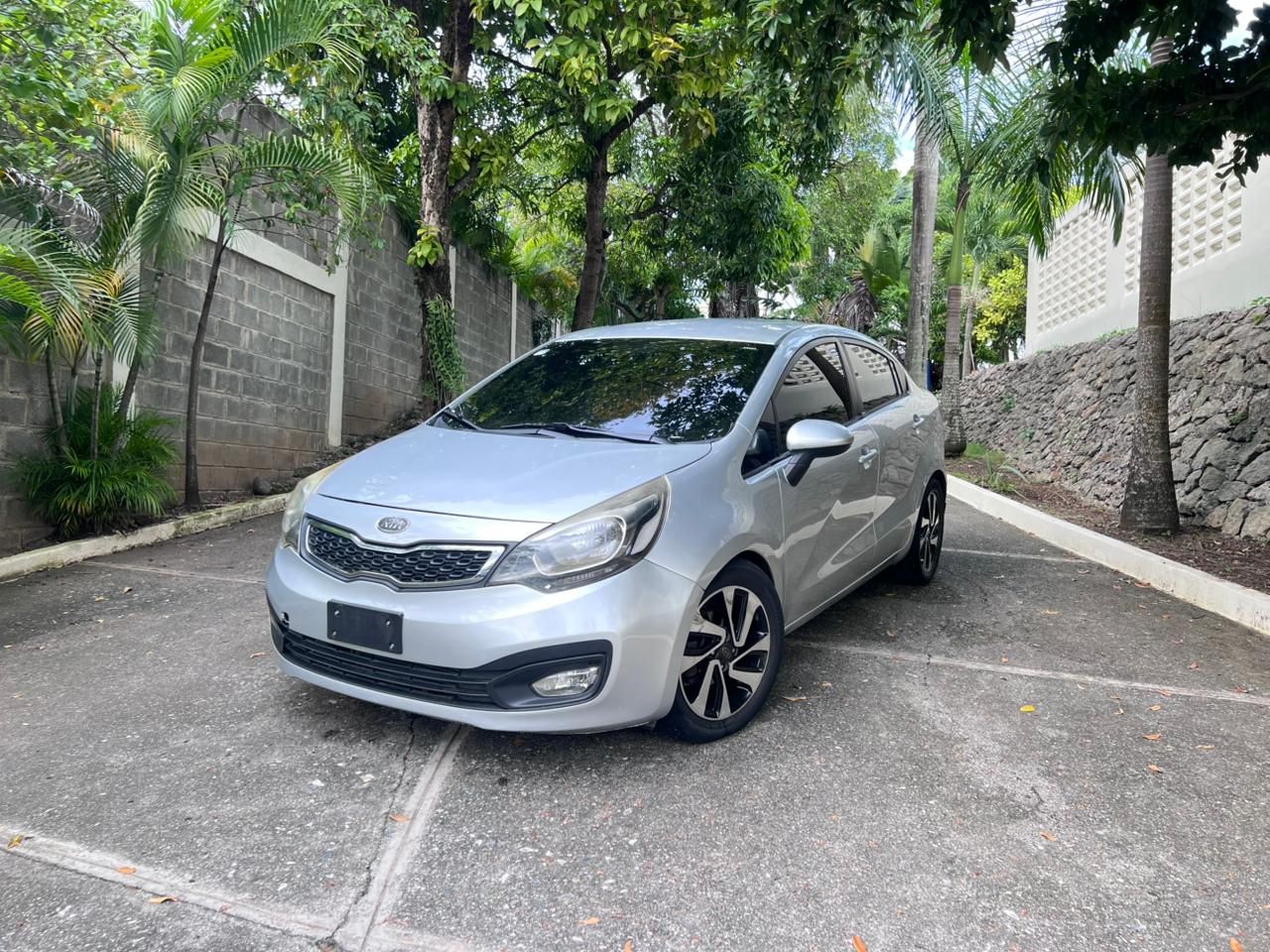 carros - Kia rio 2014 full 