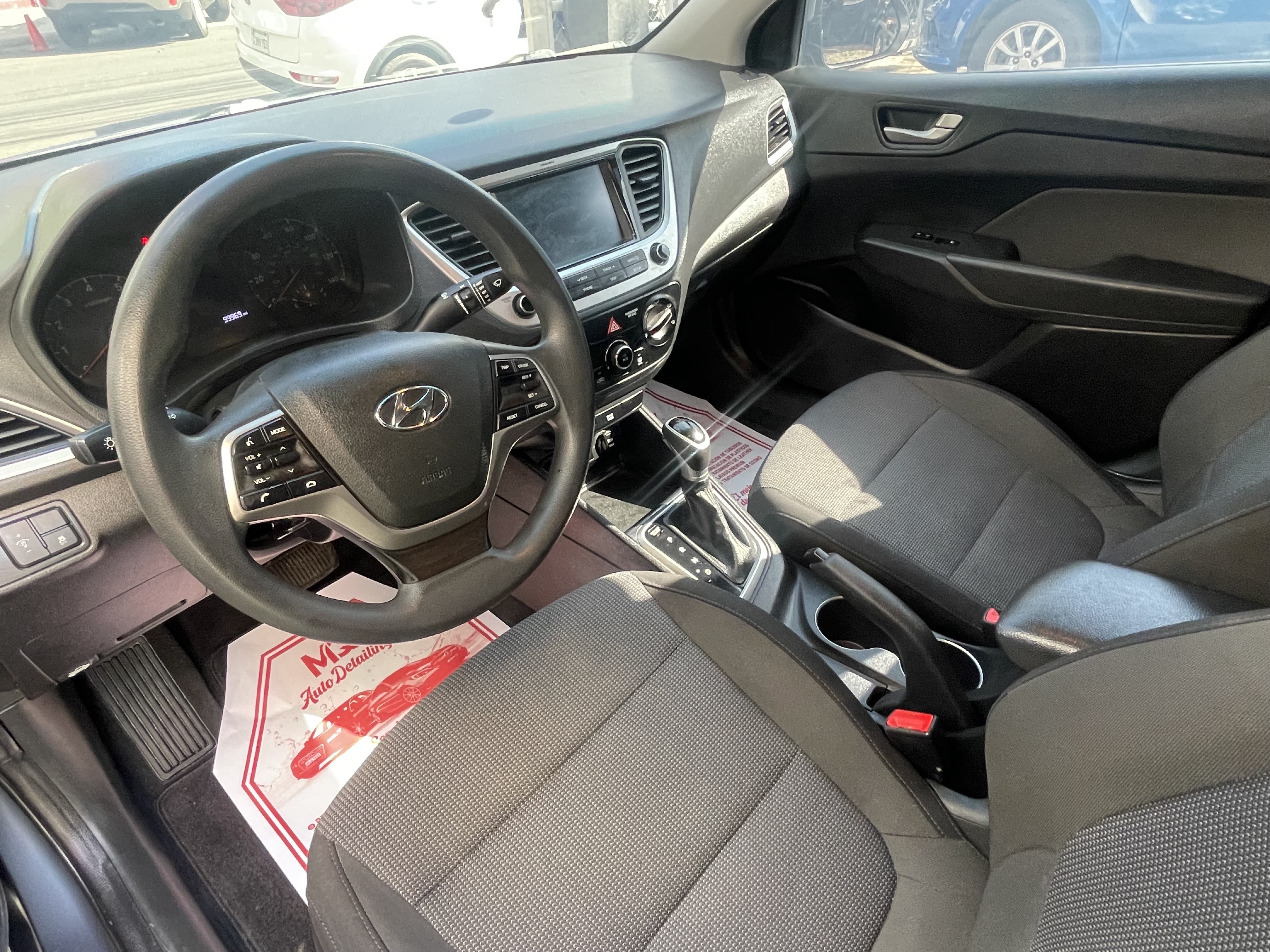 carros - Hyundai accent 2019 impeccable  9