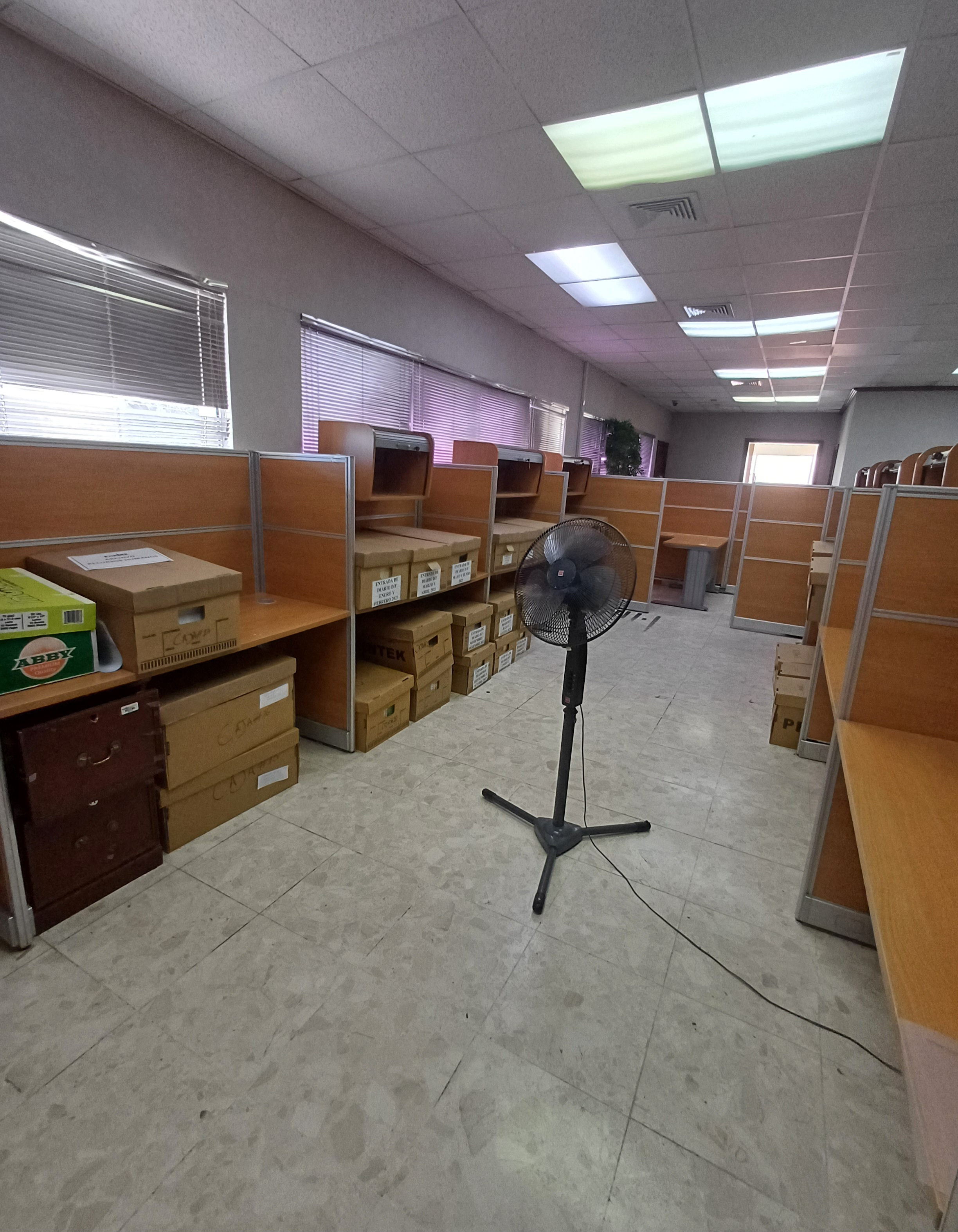 oficinas y locales comerciales - Vendo edificio en Gascue Jul