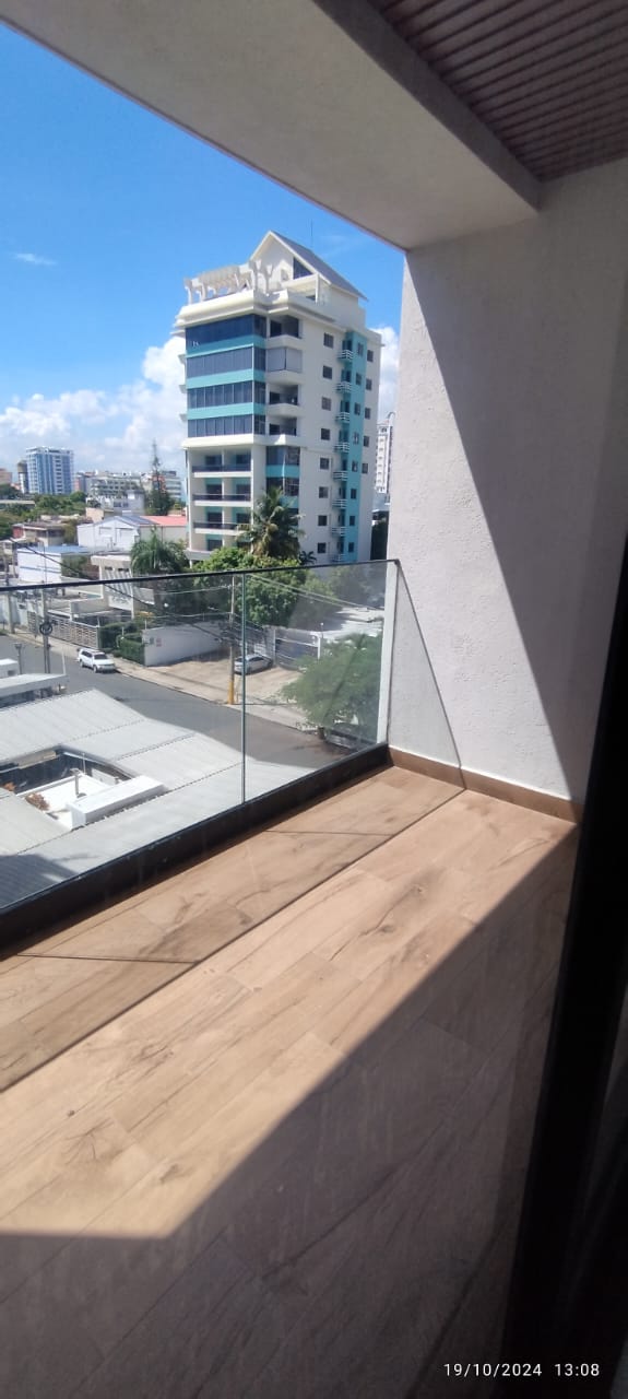 apartamentos - ¡Alquilo Apartamento de 2 Hab en Lujosa Torre! 2