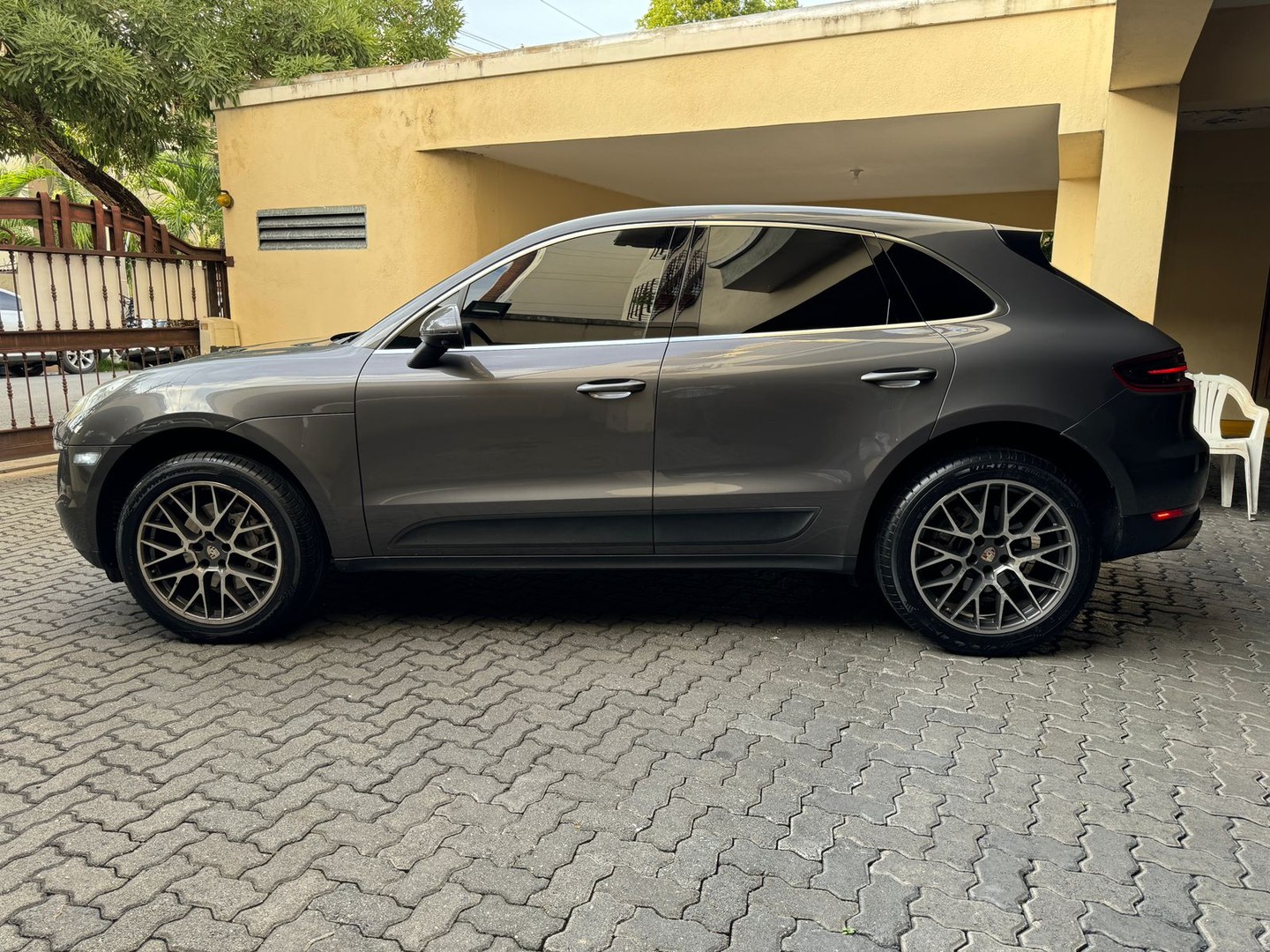 jeepetas y camionetas - Porsche macan S 2016 impecable  4