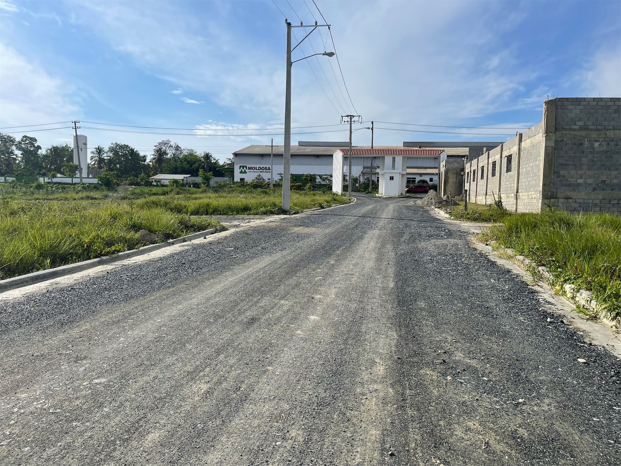 solares y terrenos - Vendo solares  en Residencial Doña Luz , aprovecha el descuento de apertura