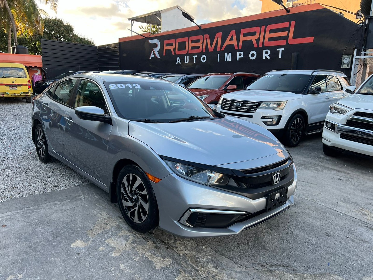 carros - HONDA CIVIC LX 2019 GRIS PLATA "RECIEN IMPORTADO"