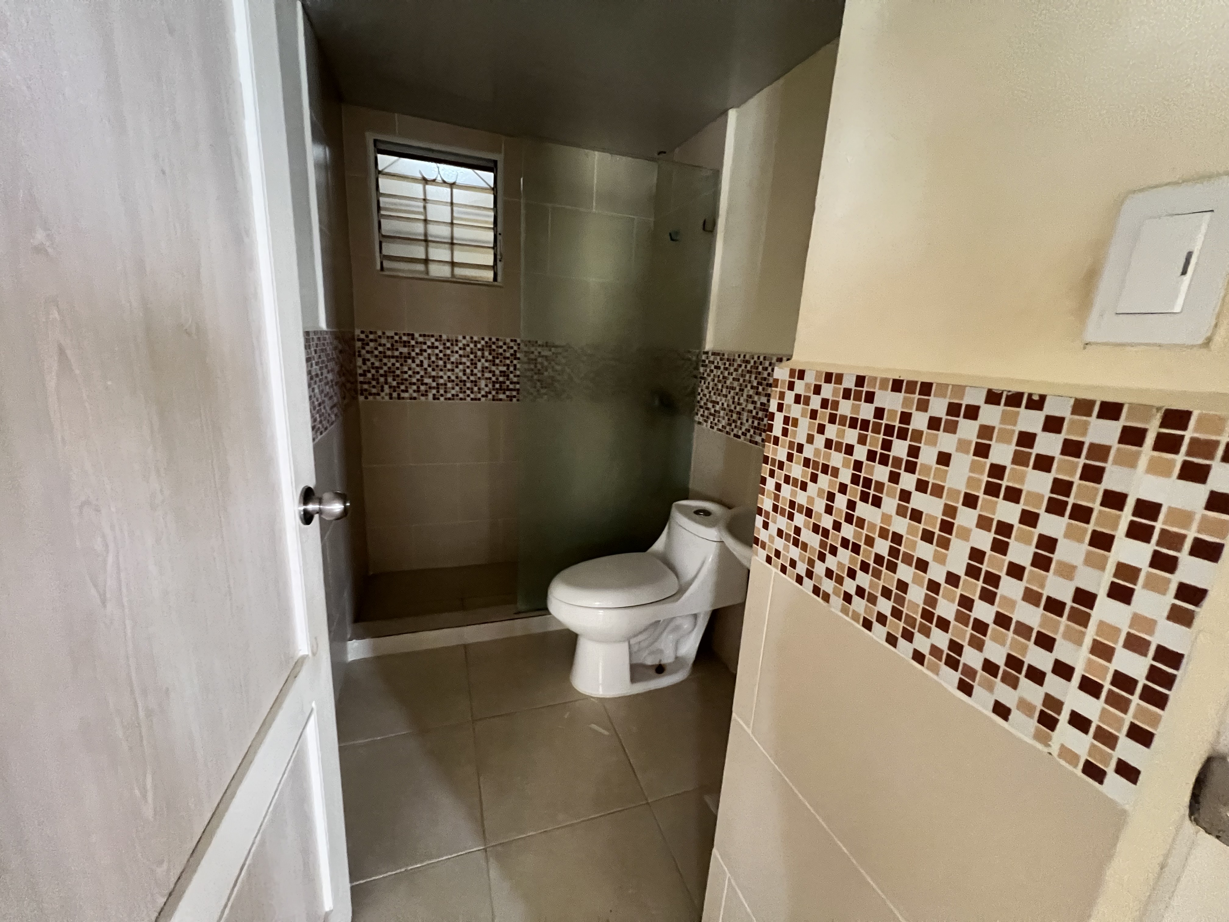 apartamentos - venta de apartamento 2do piso en la autopista de san Isidro Santo Domingo este  7