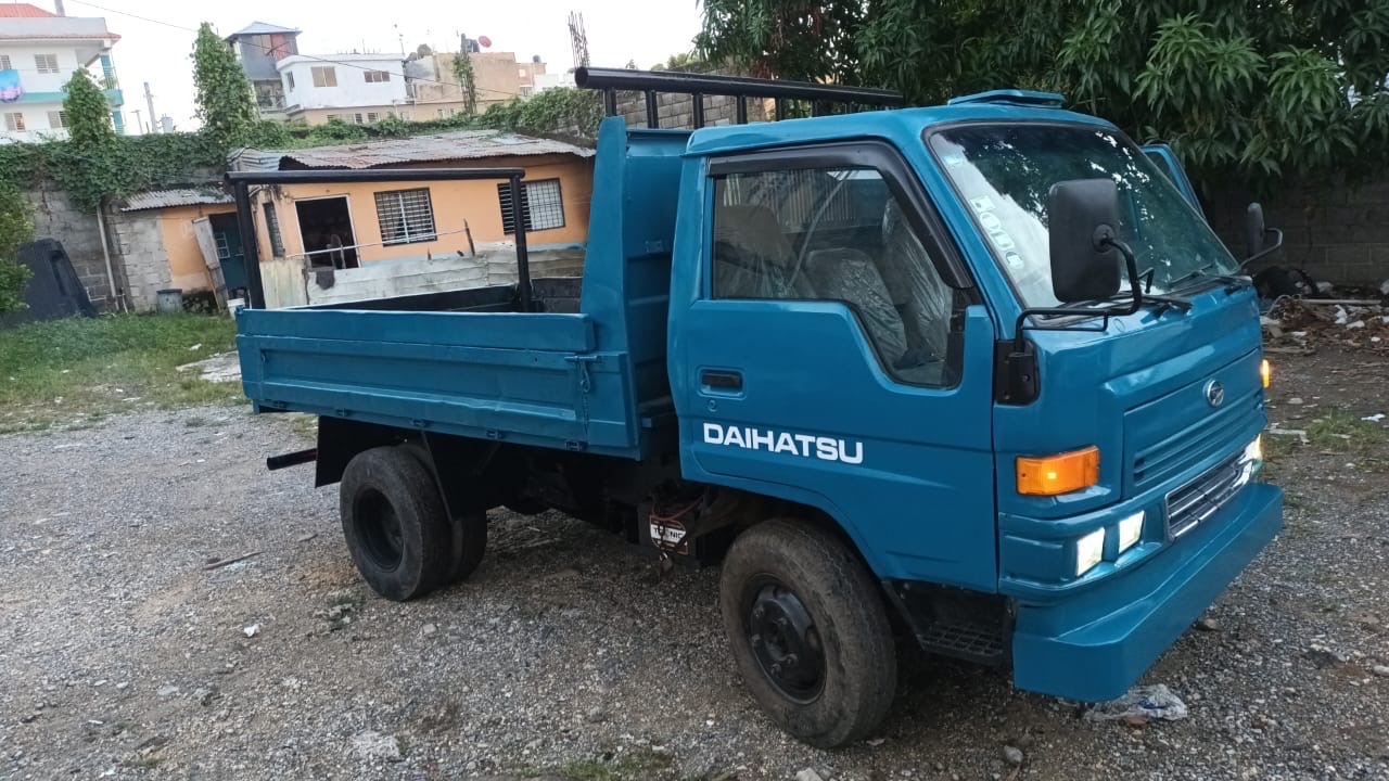 camiones y vehiculos pesados - Daihatsu Volteo, excelentes condiciones!! 1