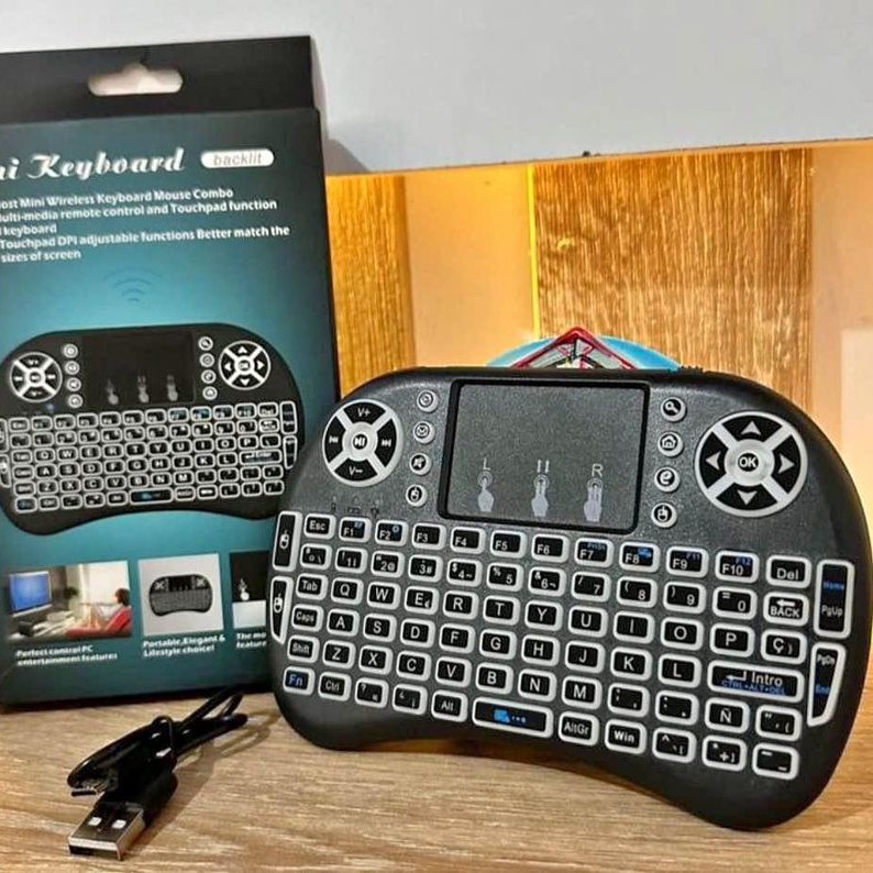 consolas y videojuegos - Teclado inalámbrico con touch pad y batería recargable para Smart TV, Tv box , 