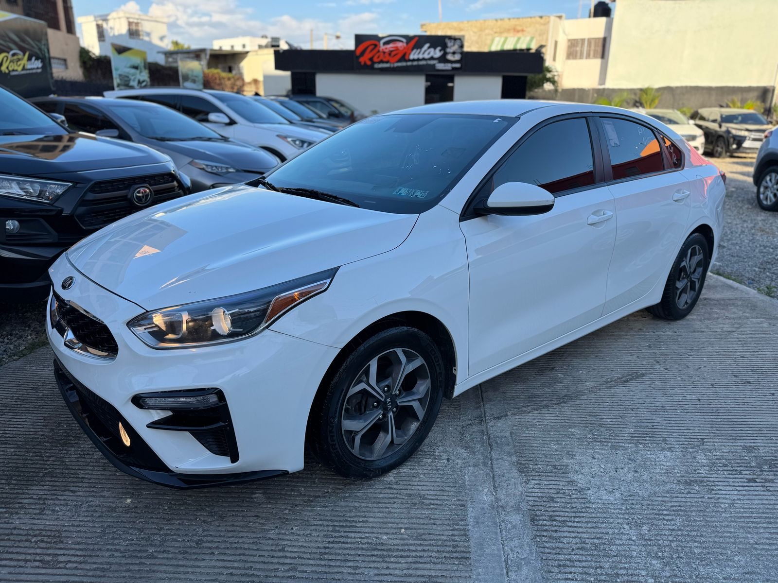 carros - Kia Forte LXS 2019 0