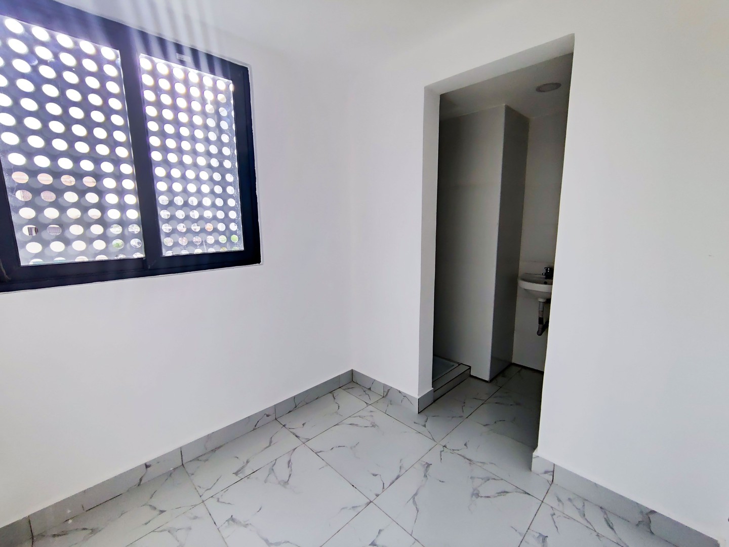 apartamentos - Evaristo Morales nuevo 120m2 3 habitaciones 2.5 baños 2 parqueos balcon 6