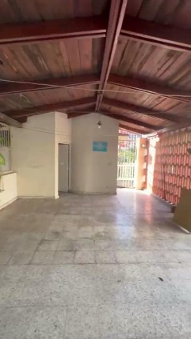 casas - Casa de dos Niveles en venta  en la Esperilla Santo Domingo 7