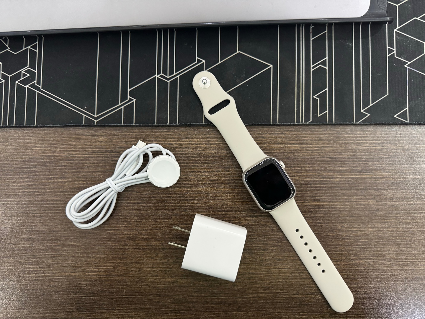 accesorios para electronica - Apple Watch Series 8 41mm Starlight como nuevo, Garantía, RD$ 16,500 NEG