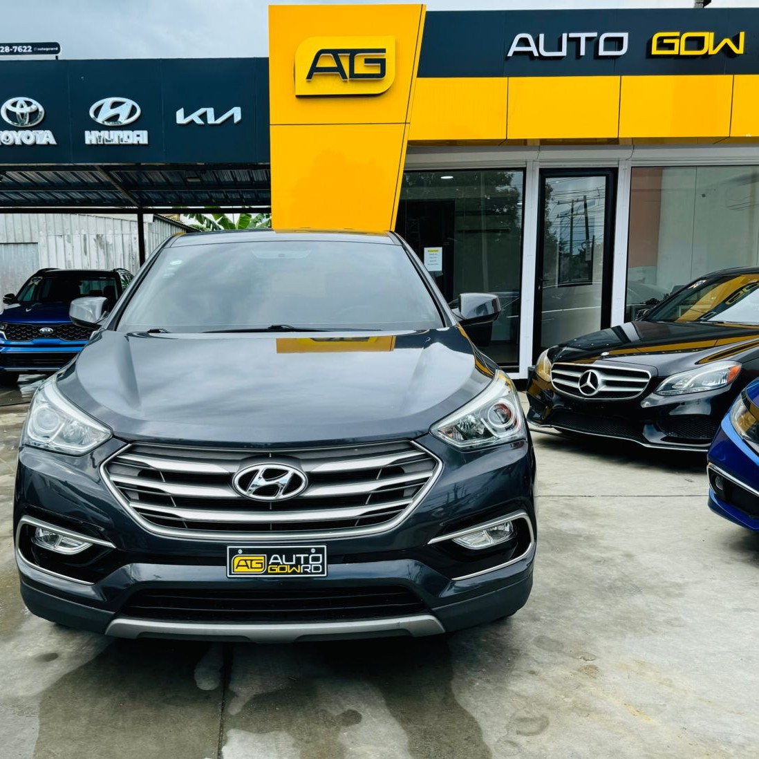 jeepetas y camionetas - Hyundai Santa Fe Sport 2017 ✅️ Clean Carfax  0