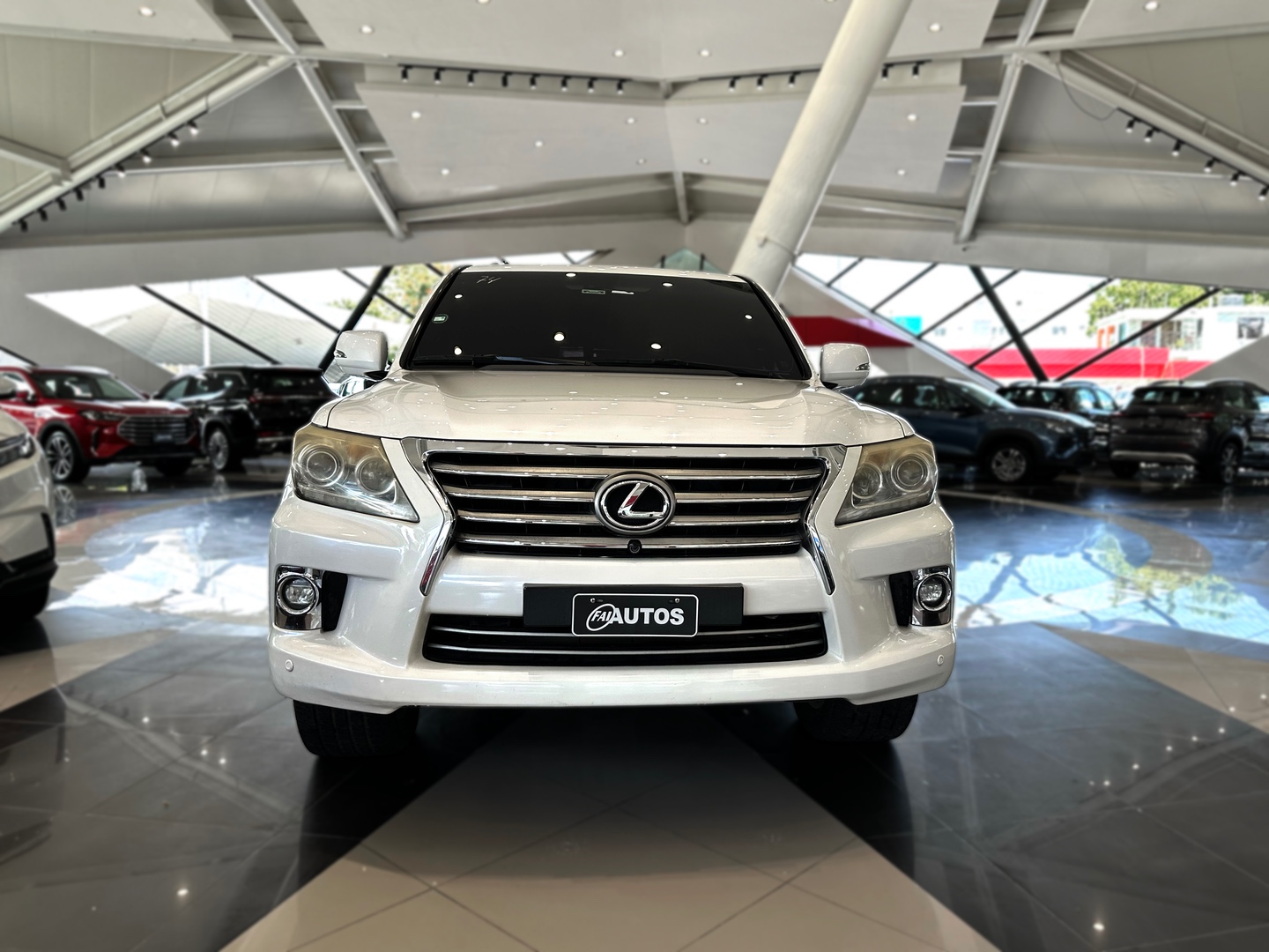 jeepetas y camionetas - Lexus LX 570 2014 0