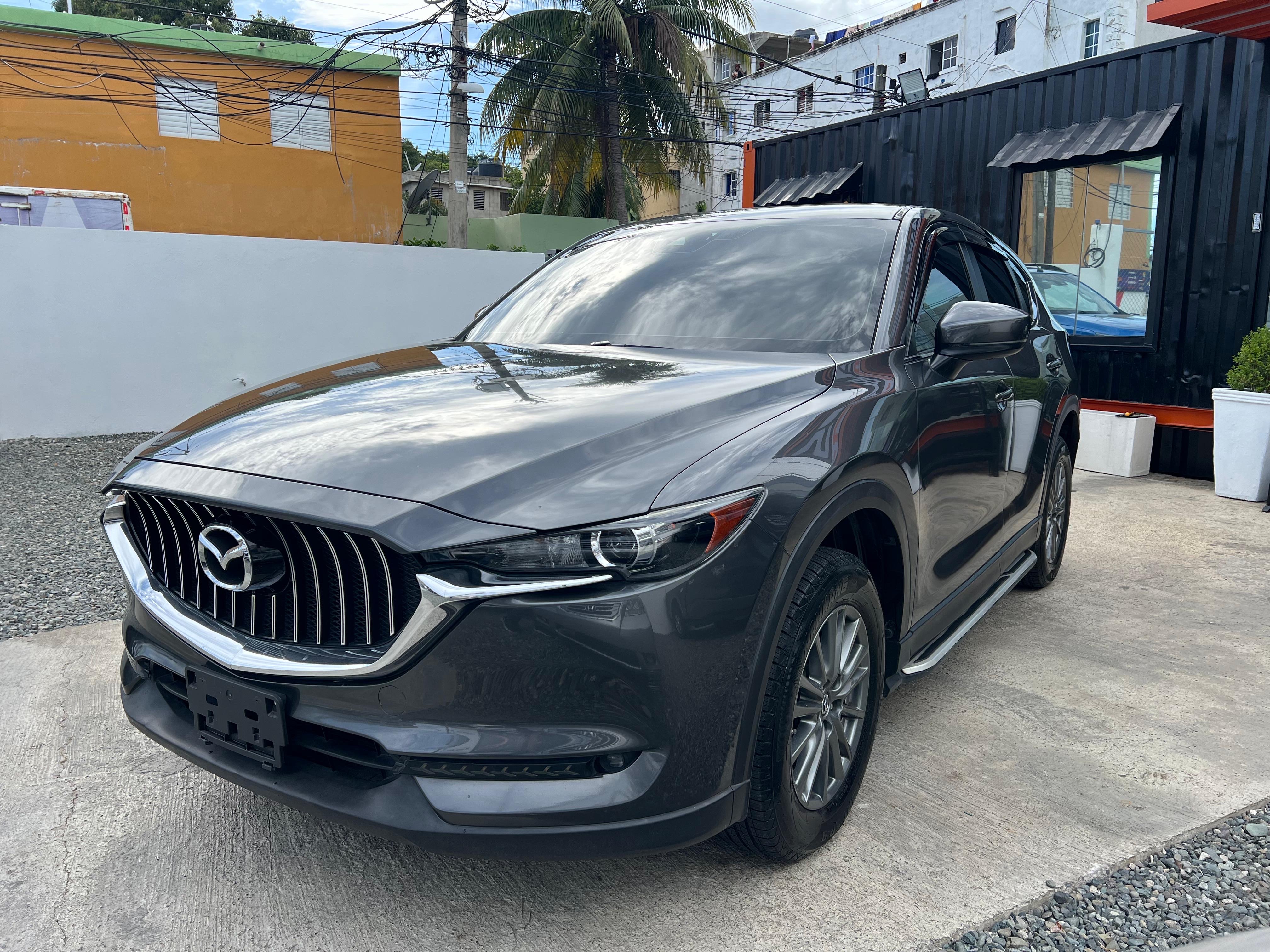 jeepetas y camionetas - Mazda Cx5 Touring 2017  1