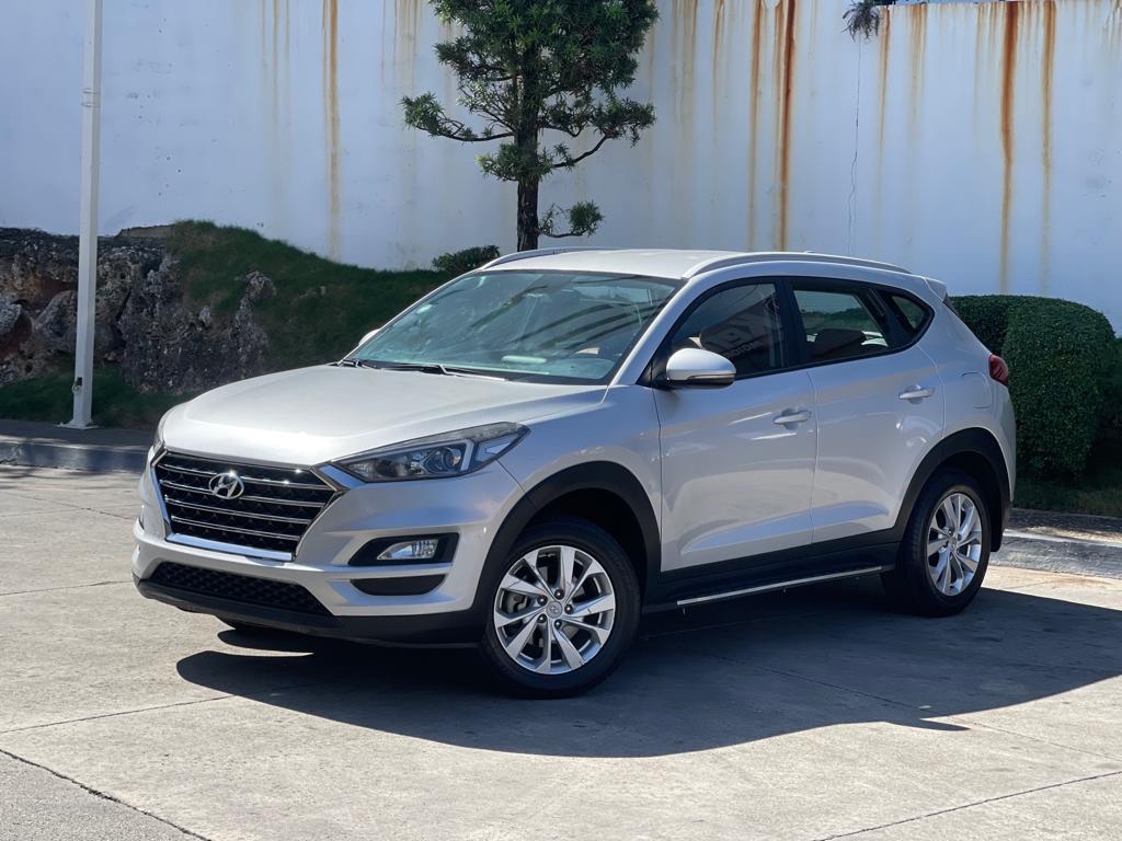 jeepetas y camionetas - HYUNDA TUCSON 2020 INTERIOR EN PIEL ESTRIBOS GARANTIA DE MAGNA VIGENTE NUEVA 4