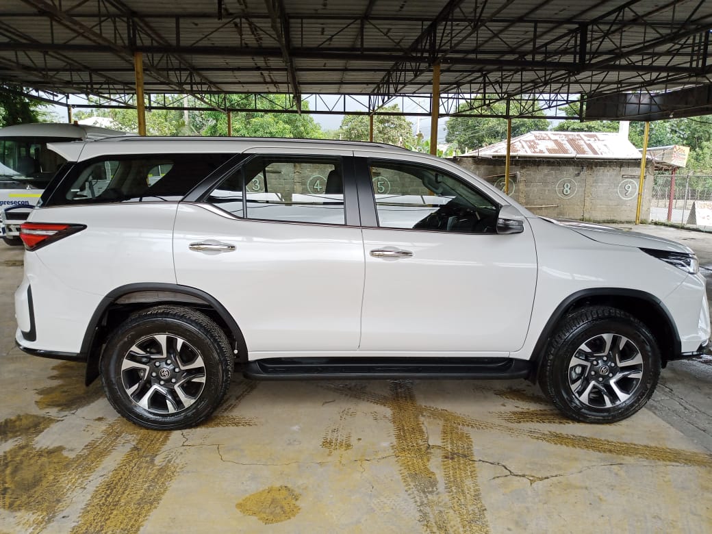 jeepetas y camionetas - FORTUNER 2024 NUEVA 