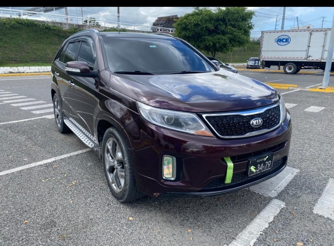 jeepetas y camionetas - 15 Kia Sorento SX 