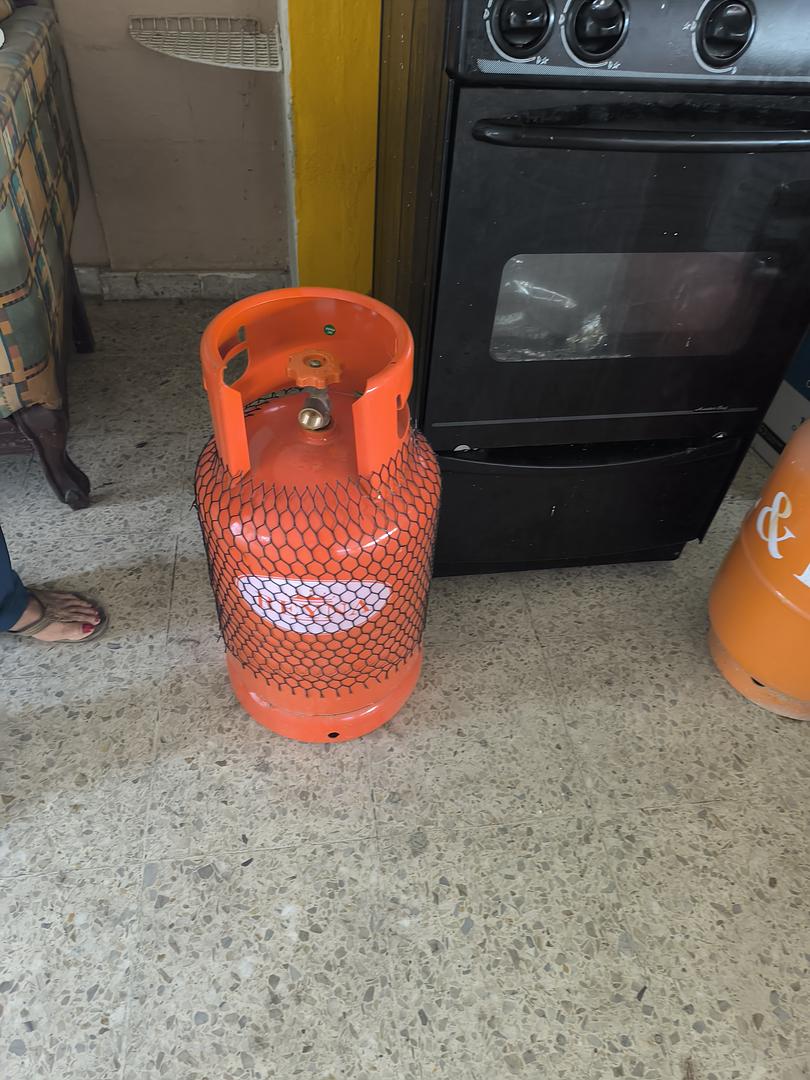 cocina - Vendo 2 tanques de gas de 25 libras regalado como nuevos 1500 cada uno