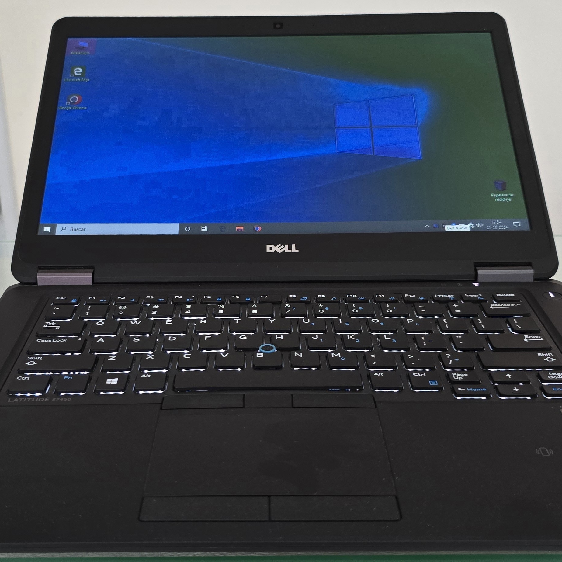 computadoras y laptops - Dell Slim 14 Pulg Core i7 Ram 8gb Disco 256gb Solido hdmi full