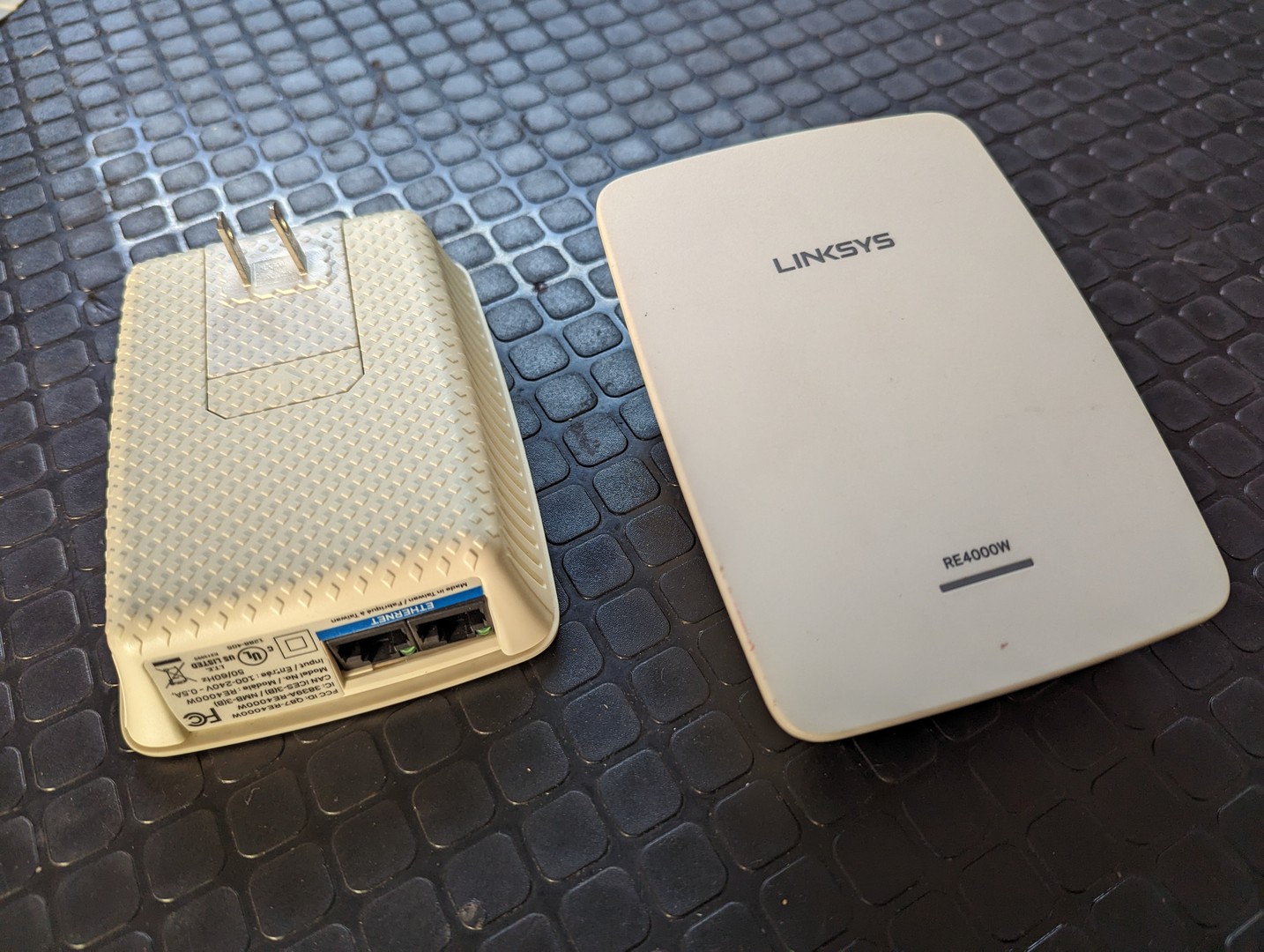 otros electronicos - Repetidor WiFi Linksys RE4000w