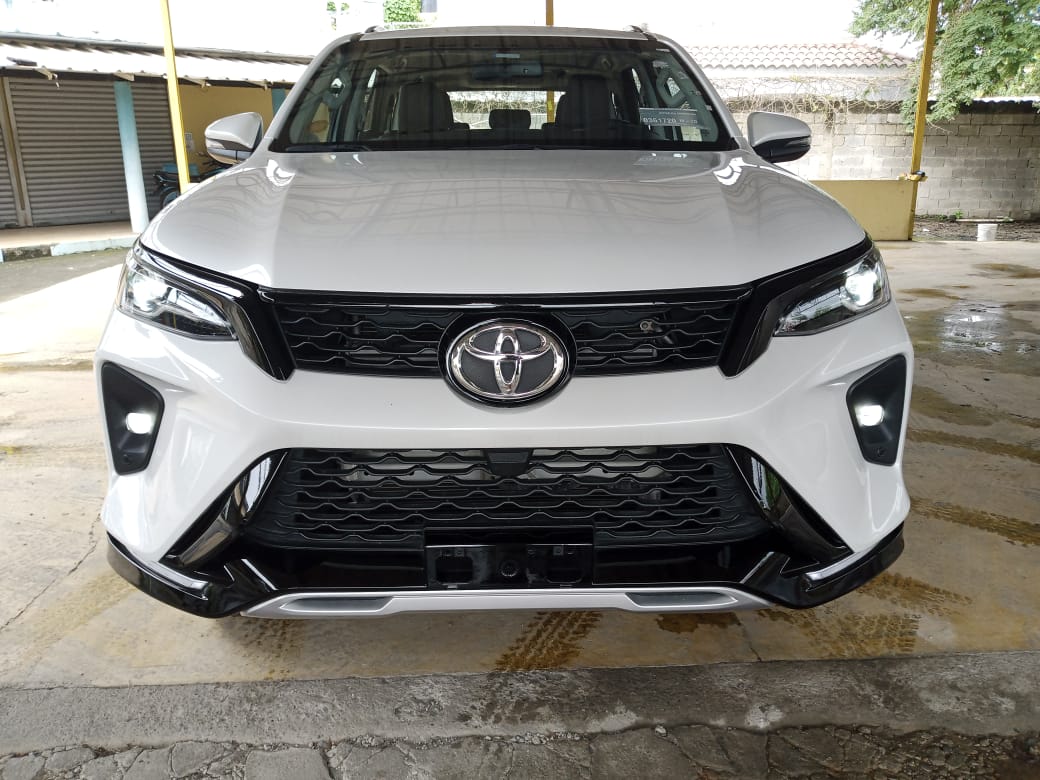 jeepetas y camionetas - FORTUNER 2024 NUEVA  1