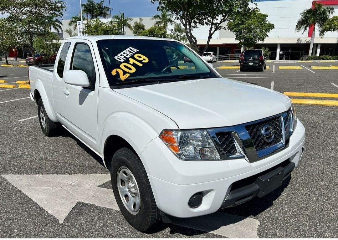 jeepetas y camionetas - 2019 Nissan Frontier Automática.. 3