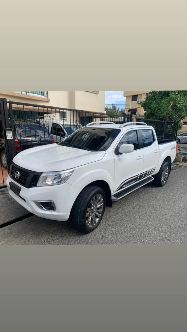 jeepetas y camionetas - Nissan Frontier 2018 excelente estado  1