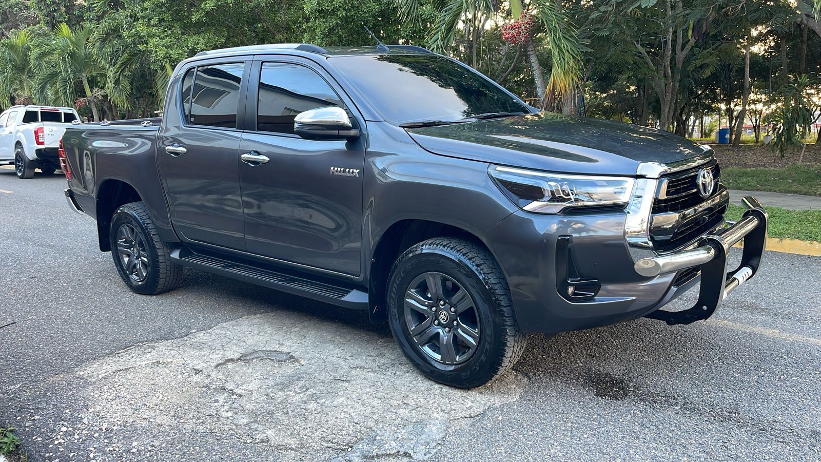 jeepetas y camionetas - Toyota hilux 2024 8