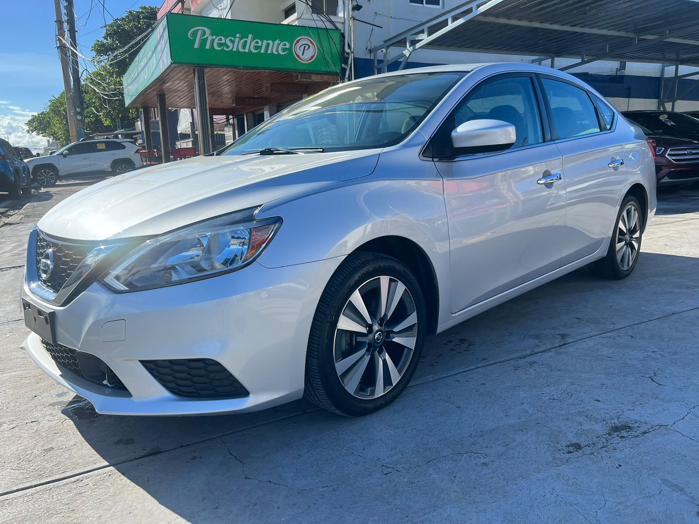 carros - Nissan Sentra Especial Edition 2019