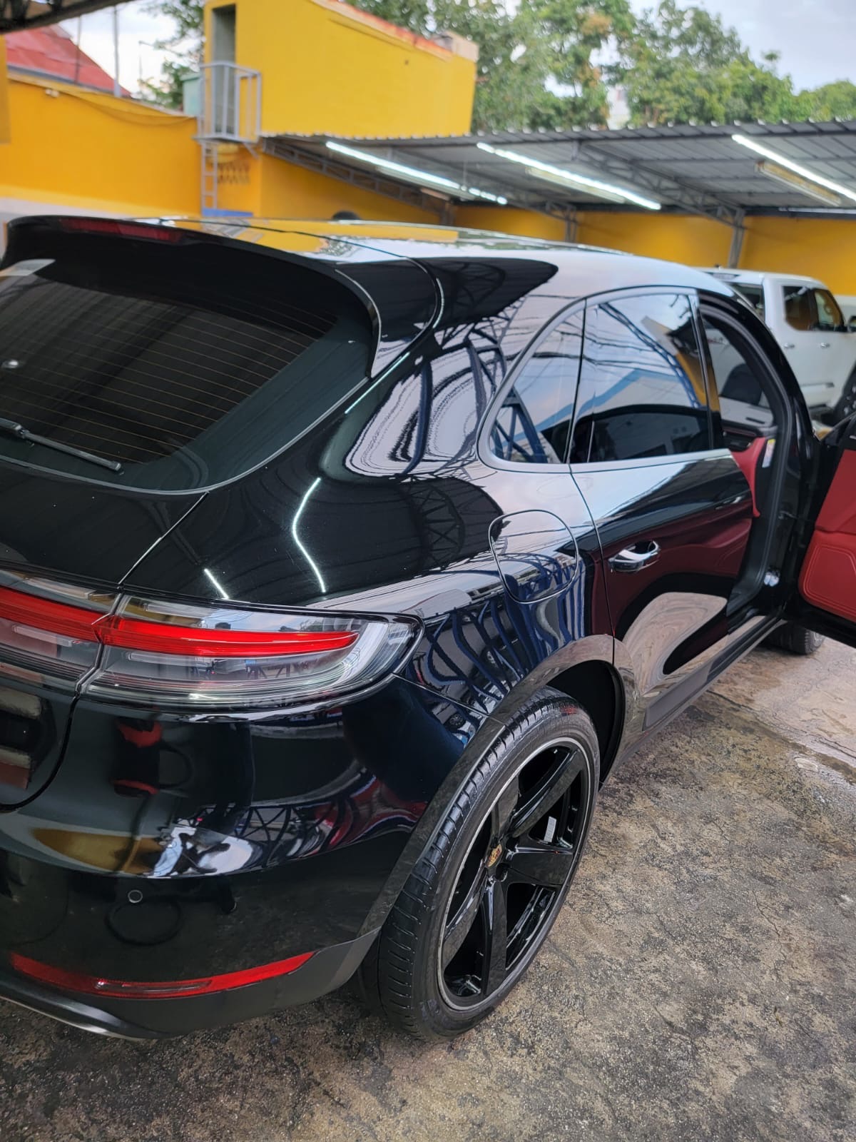 jeepetas y camionetas - En venta porshe macan  3