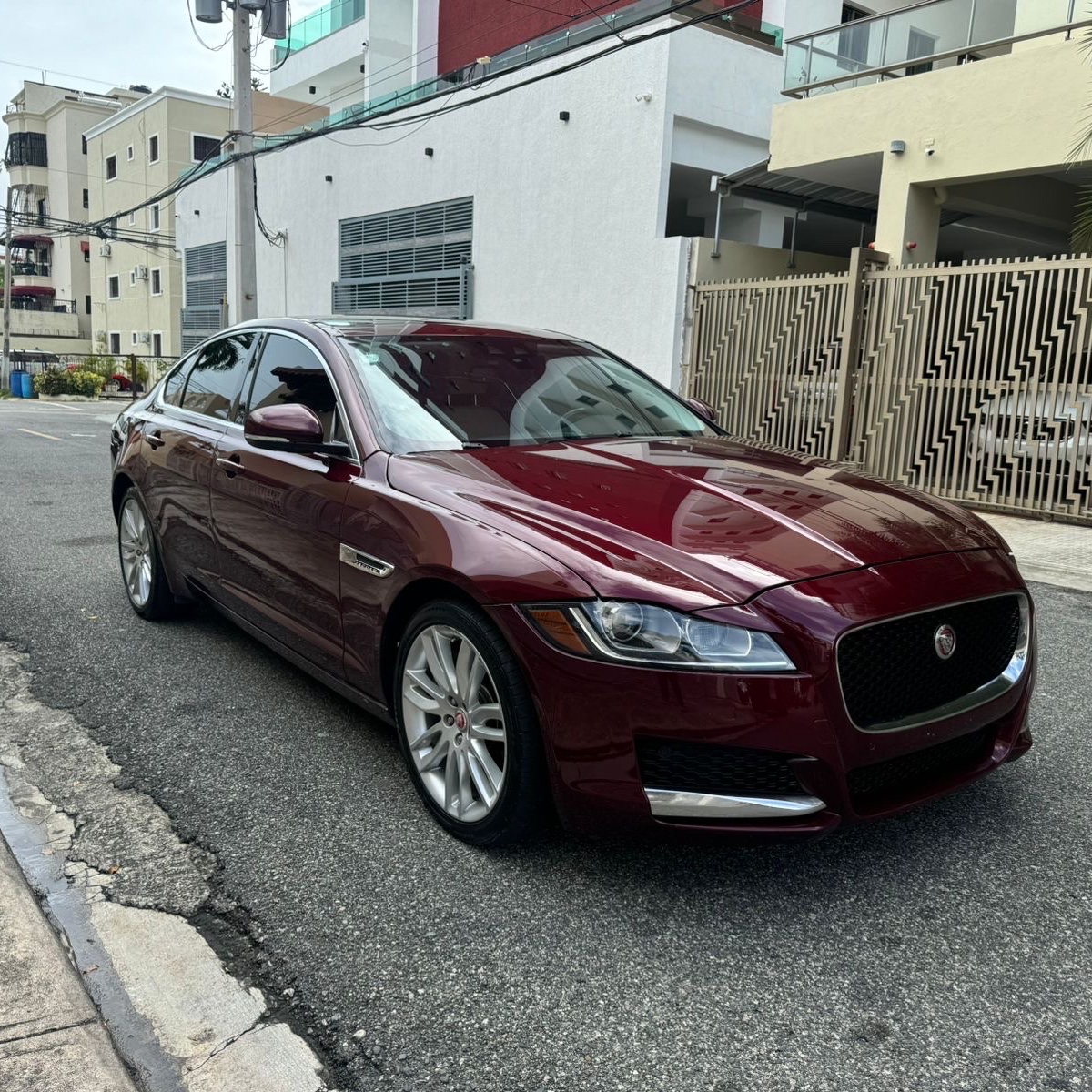 carros - Jaguar XF35 Prestige 2017