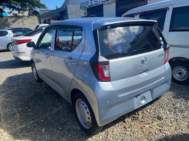 carros - Daihatsu Mira 2018 6