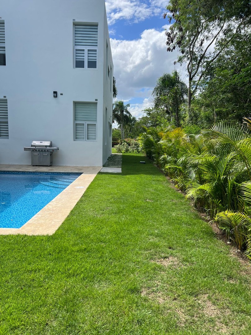 casas vacacionales y villas - Hermosa villa en alquiler, ubicada en playa nueva Romana. 9