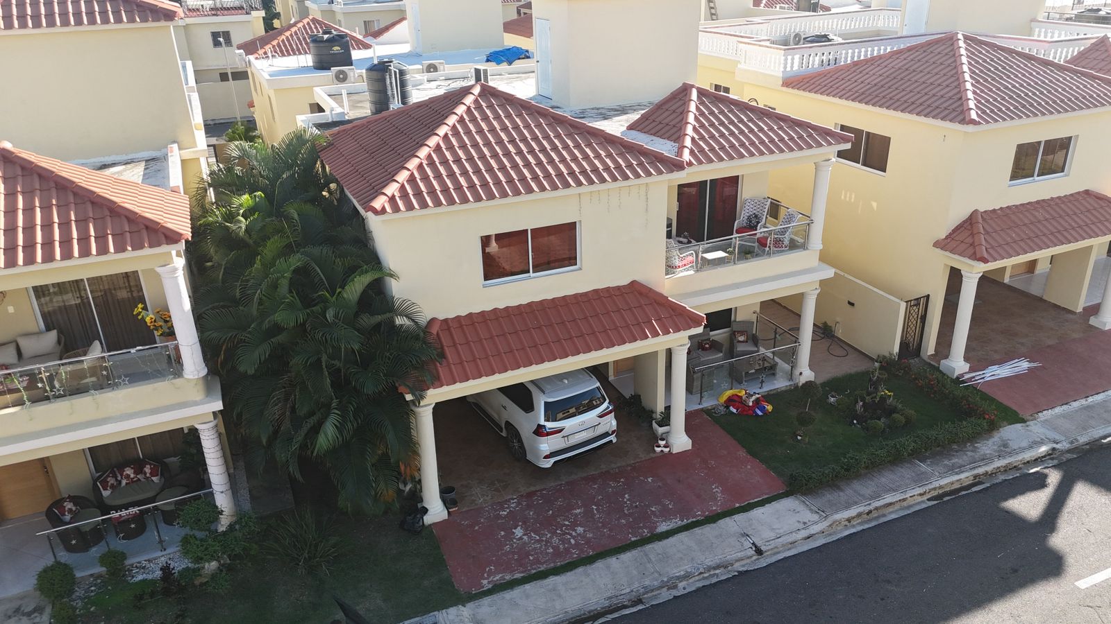 solares y terrenos - Casa en vena en Residencial Shalom 5