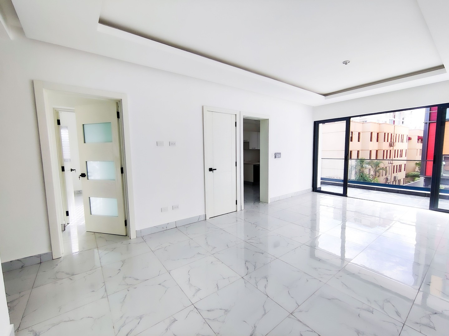 apartamentos - Evaristo Morales nuevo 120m2 3 habitaciones 2.5 baños 2 parqueos balcon 9