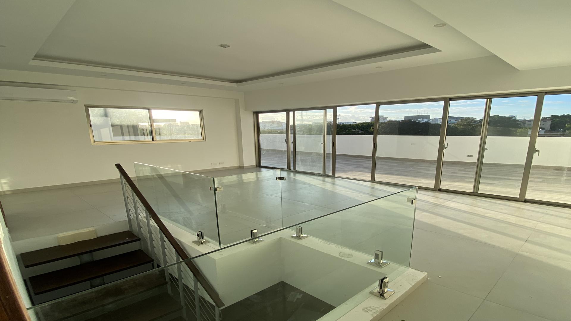 penthouses - Alquiler de Penthouse con línea blanca en Gazcue 1