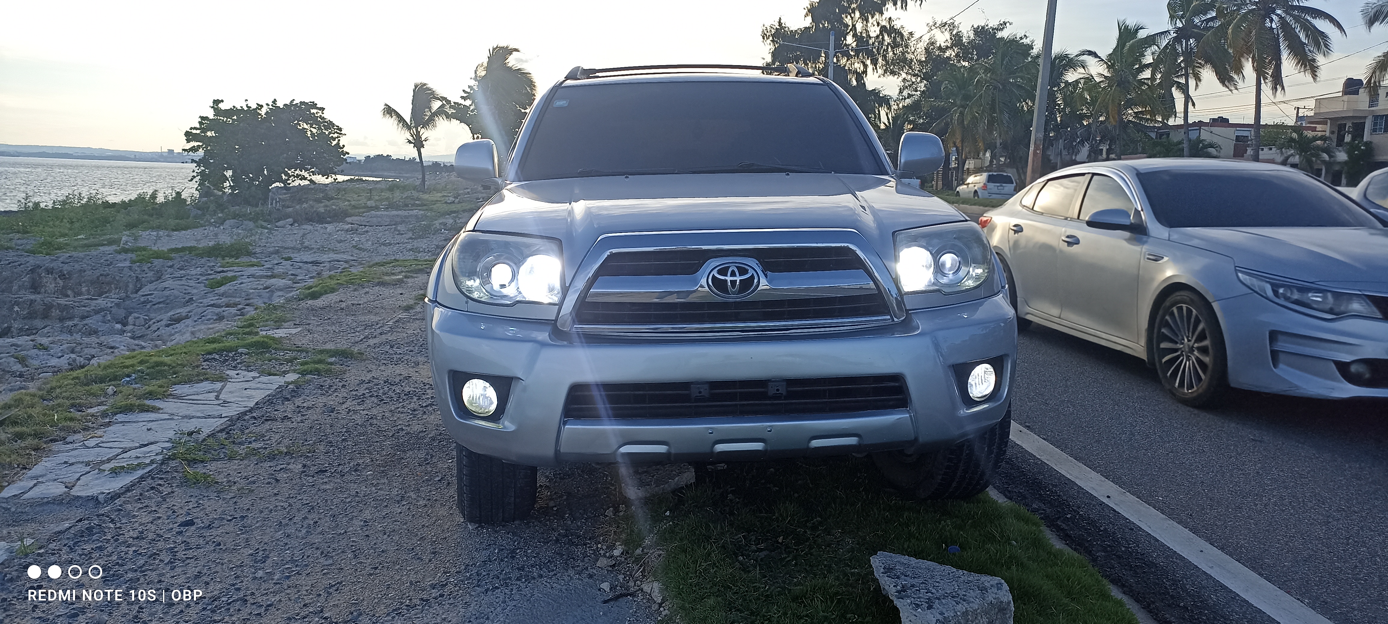 jeepetas y camionetas - Toyota Runner SR5